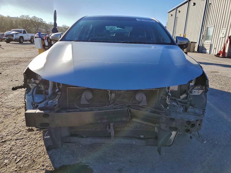Photo 5 from auction – 2016 TOYOTA AVALON XLE with VIN 4T1BK1EB4GU235342