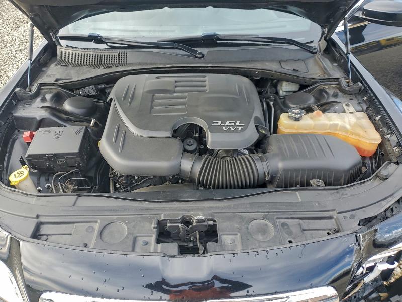 Photo 11 from auction – 2013 CHRYSLER 300 with VIN 2C3CCAAG9DH519320