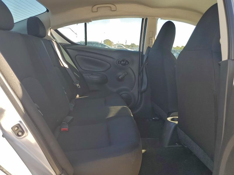 Zdjęcie 10 z aukcji – 2016 NISSAN VERSA S z VIN 3N1CN7AP5GL911587