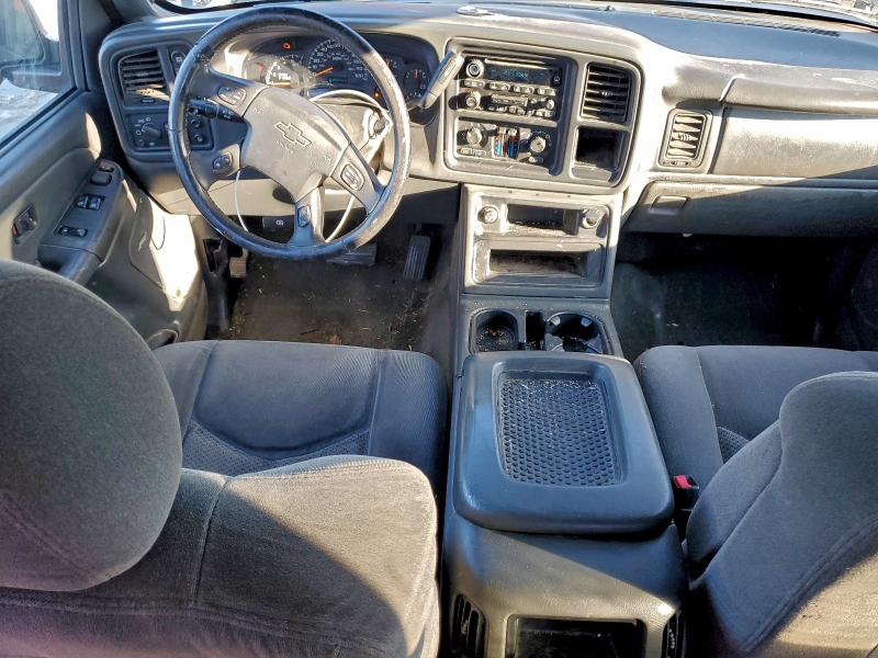 Photo 8 from auction – 2005 CHEVROLET SILVERADO with VIN 1GCEK19Z55Z322028