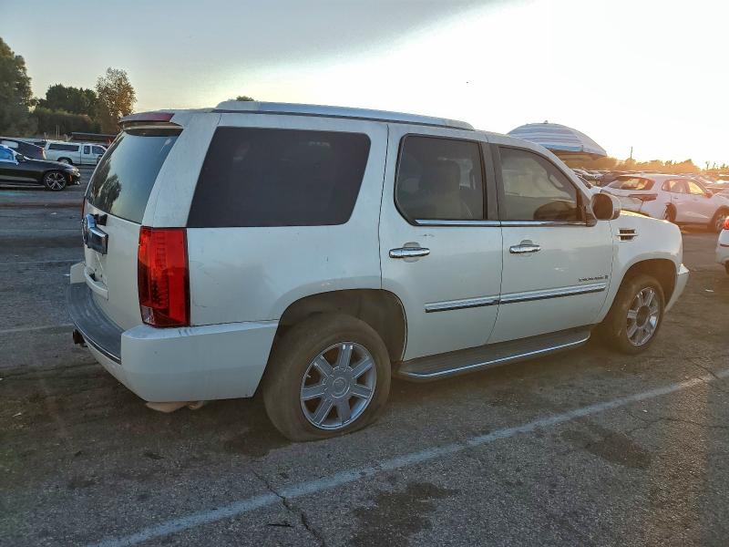 Photo 3 from auction – 2007 CADILLAC ESCALADE L with VIN 1GYFK63887R266617
