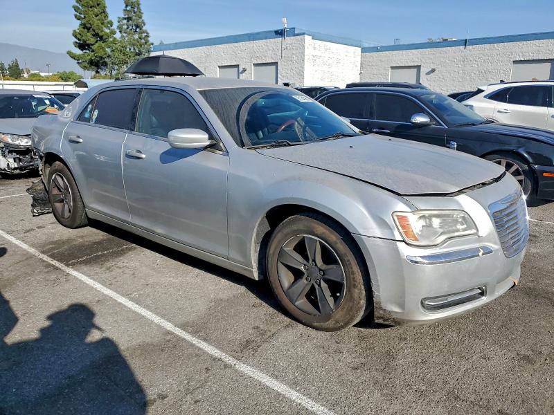Photo 4 from auction – 2012 CHRYSLER 300 with VIN 2C3CCAAG7CH117147