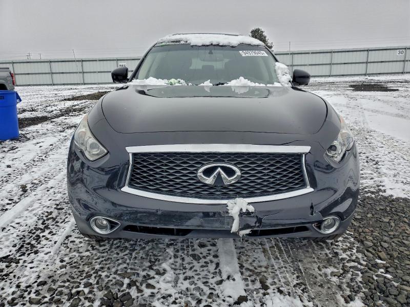 Photo 5 from auction – 2017 INFINITI QX70 with VIN JN8CS1MW7HM410461