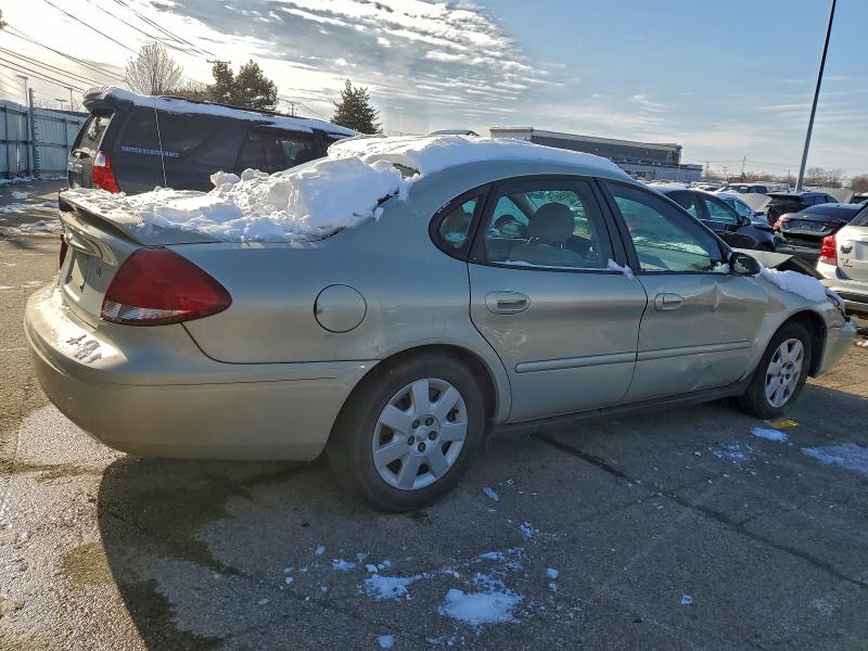 Photo 3 from auction – 2004 FORD TAURUS SE with VIN 1FAFP53254G187805
