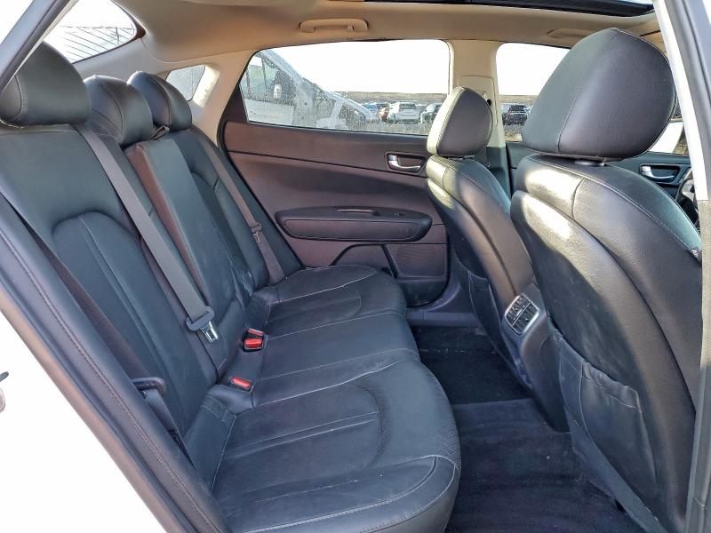 Photo 10 from auction – 2018 KIA OPTIMA with VIN 5XXGU4L37JG205136