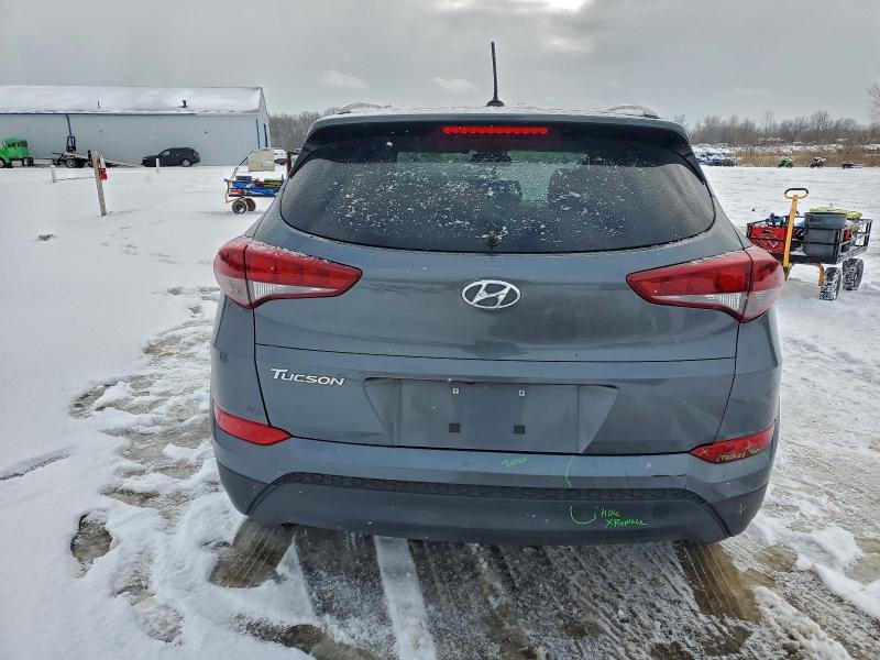 Photo 6 from auction – 2017 HYUNDAI TUCSON LIM with VIN KM8J3CA42HU574078