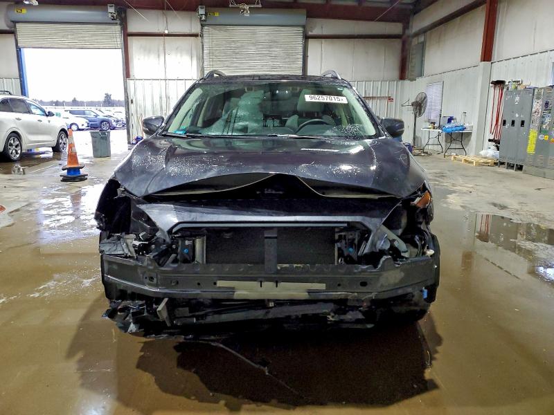 Photo 5 from auction – 2019 SUBARU CROSSTREK with VIN JF2GTAMC7K8203893