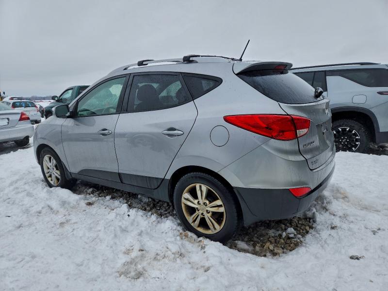 Photo 2 from auction – 2012 HYUNDAI TUCSON GLS with VIN KM8JUCAC4CU397126