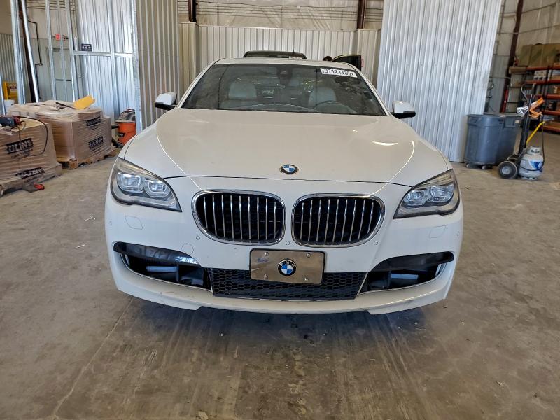 Photo 5 from auction – 2014 BMW 750 I with VIN WBAYA8C57ED825018