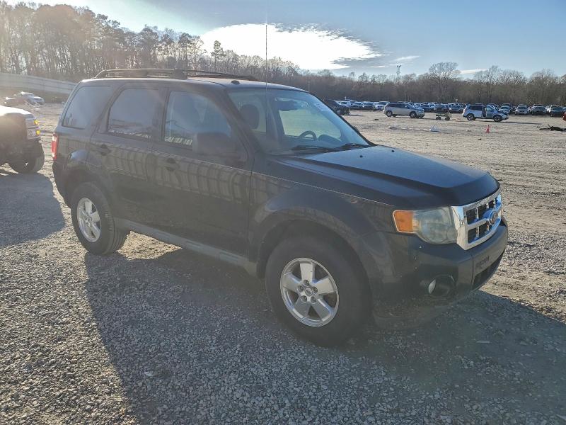 Photo 4 from auction – 2010 FORD ESCAPE with VIN 1FMCU0D78AKA93568