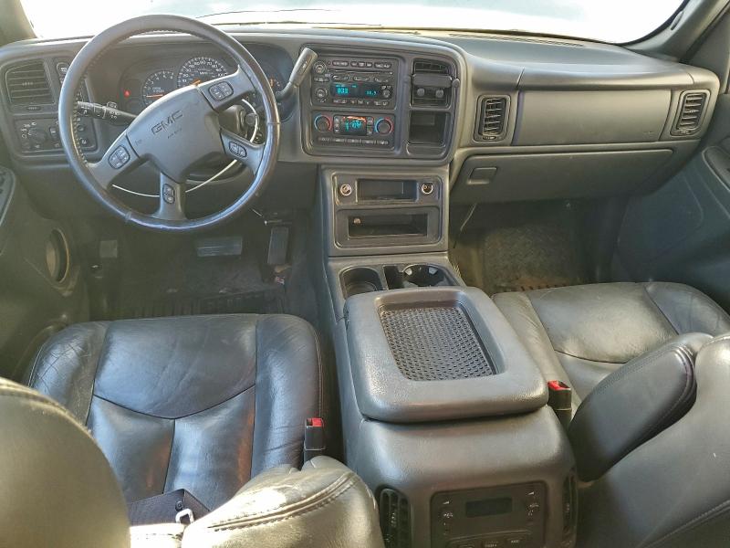 Photo 8 from auction – 2005 GMC NEW SIERRA with VIN 2GTEK13T551353860
