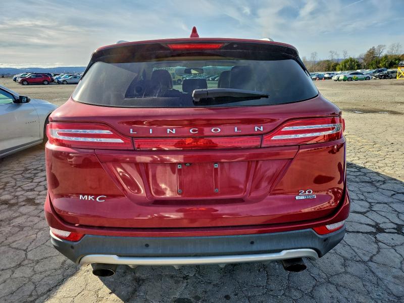 Photo 6 from auction – 2016 LINCOLN MKC SELECT with VIN 5LMCJ2C9XGUJ26734