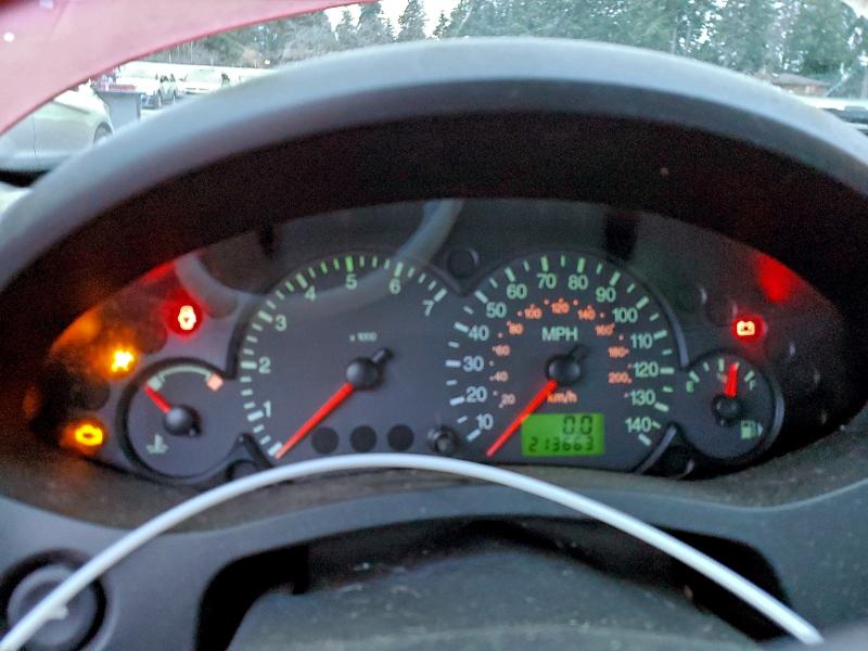 Photo 9 from auction – 2005 FORD FOCUS ZX5 with VIN 3FAFP37N35R138461