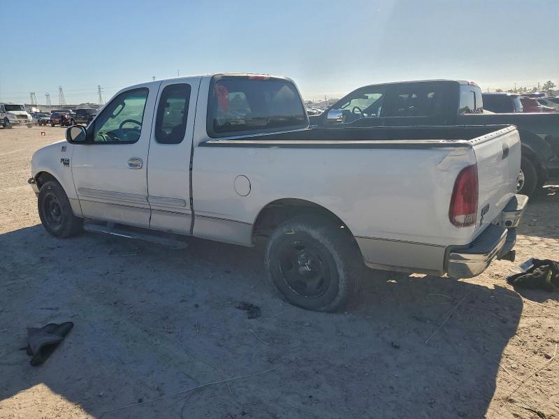 Photo 2 from auction – 2002 FORD F150 with VIN 1FTRX17W92NB43652