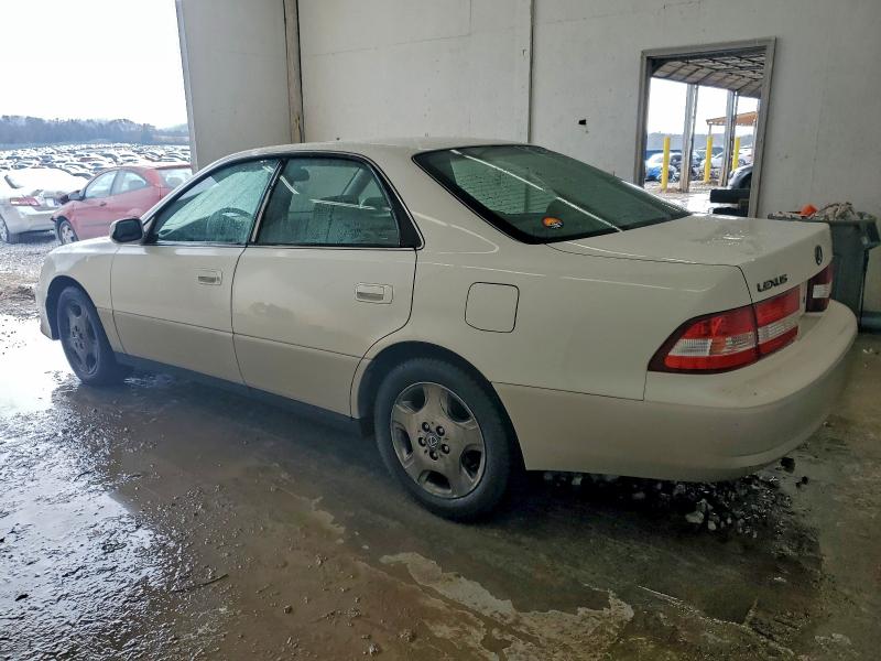 Photo 2 from auction – 2001 LEXUS ES 300 with VIN JT8BF28G710317097