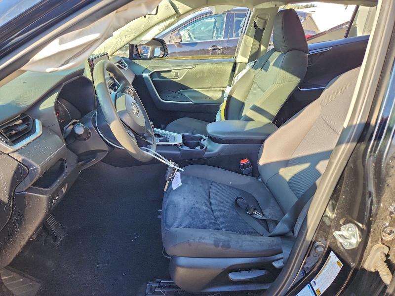 Photo 7 from auction – 2020 TOYOTA RAV4 LE with VIN JTMF1RFV6LD064166