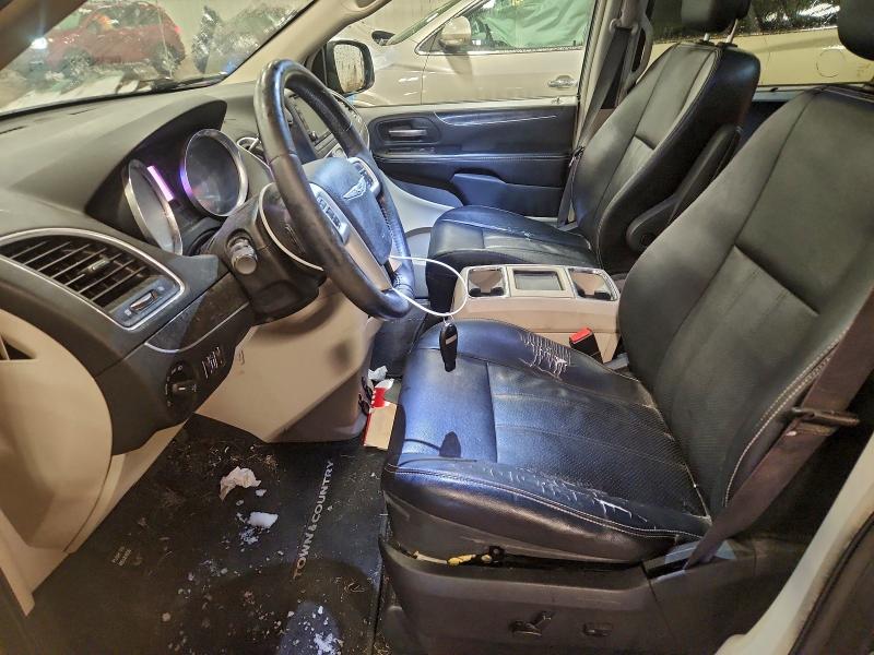 Photo 7 from auction – 2015 CHRYSLER TOWN & COU with VIN 2C4RC1CG8FR698014