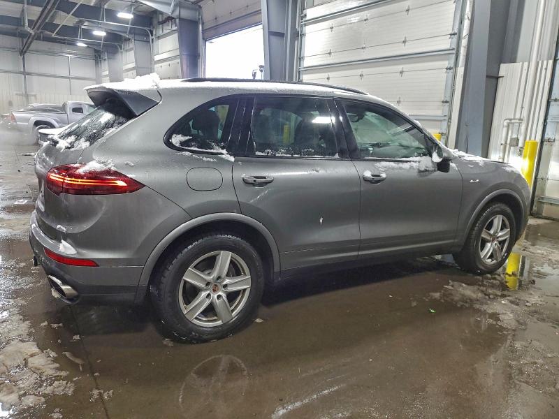 Photo 3 from auction – 2015 PORSCHE CAYENNE with VIN WP1AF2A27FLA38863