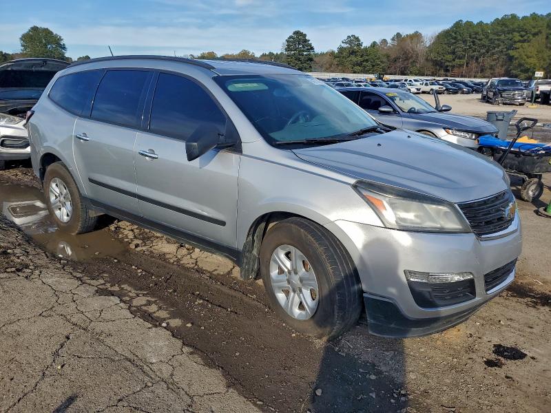 Photo 4 from auction – 2016 CHEVROLET TRAVERSE L with VIN 1GNKRFKD4GJ302016