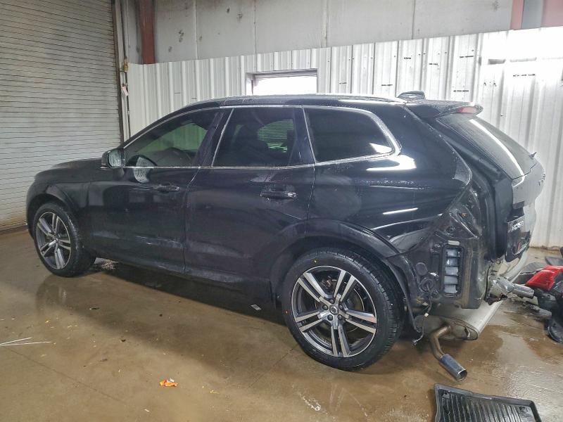 Photo 2 from auction – 2018 VOLVO XC60 T5 with VIN LYV102RK8JB101215