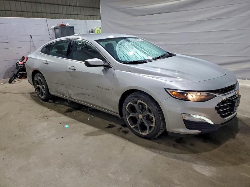 Photo 4 from auction – 2020 CHEVROLET MALIBU LT with VIN 1G1ZD5ST2LF097079