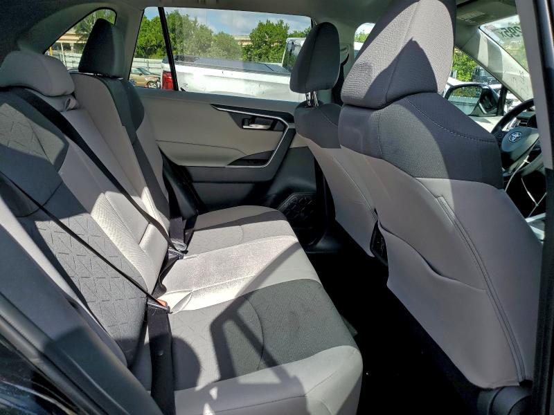 Photo 10 from auction – 2025 TOYOTA RAV4 with VIN 2T3W1RFVXSC352243