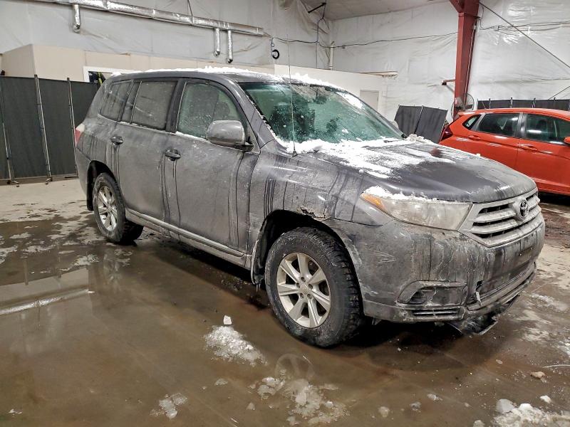 Photo 4 from auction – 2011 TOYOTA HIGHLANDER with VIN 5TDBK3EH3BS072572