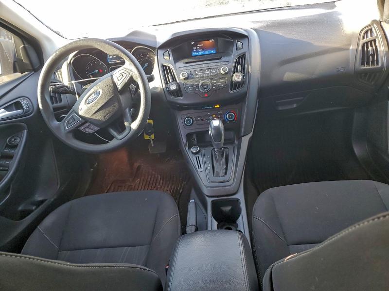 Photo 8 from auction – 2015 FORD FOCUS SE with VIN 1FADP3F26FL230369