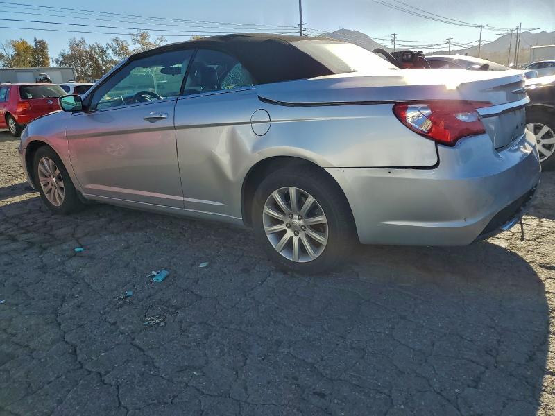 Photo 2 from auction – 2012 CHRYSLER 200 TOURIN with VIN 1C3BCBEB2CN215655