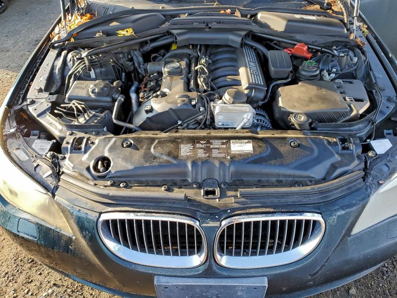Photo 11 from auction – 2009 BMW 528 XI with VIN WBANV13539C154456