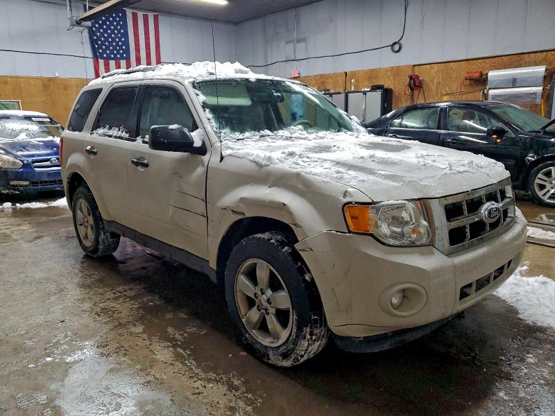 Photo 4 from auction – 2011 FORD ESCAPE XLT with VIN 1FMCU0D75BKC37191
