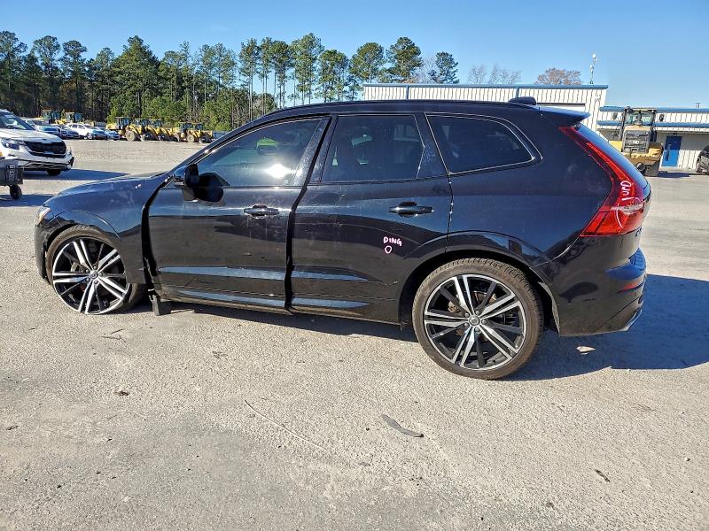 Photo 2 from auction – 2021 VOLVO XC60 T5 R- with VIN YV4102DM8M1864465