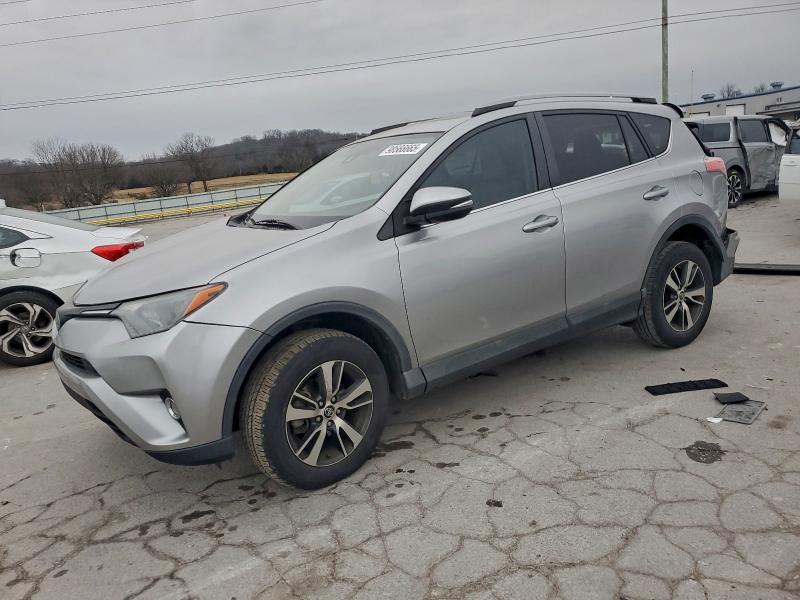 TOYOTA RAV4 XLE 2017 with VIN 2T3WFREVXHW314005 - Photo from auction
