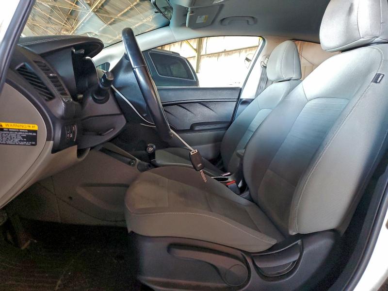 Фото 7 с аукциона – 2014 KIA FORTE EX с VIN KNAFX4A85E5160898