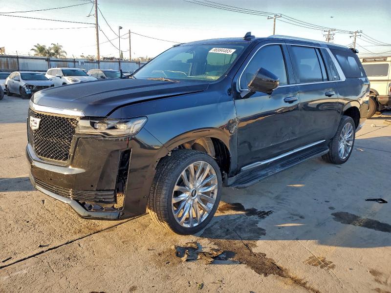 CADILLAC ESCALADE E 2022 with VIN 1GYS3KKL4NR336735 - Photo from auction