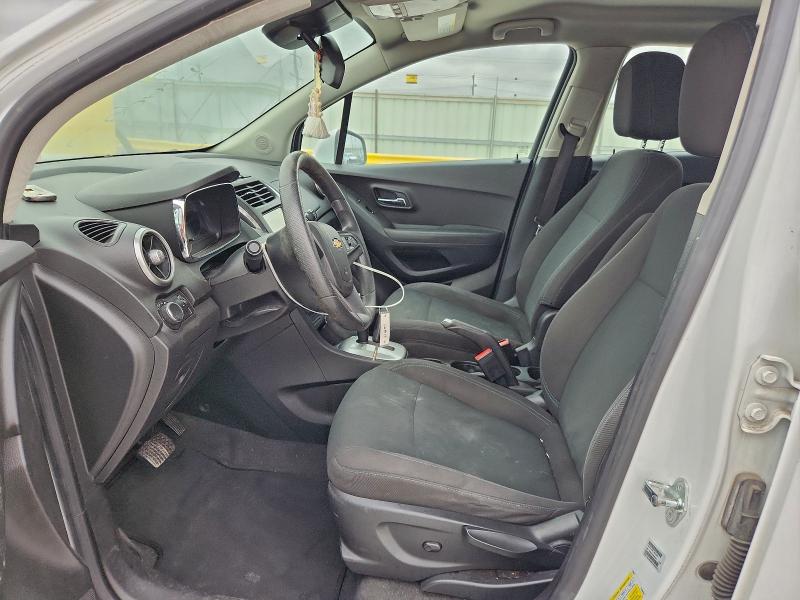Photo 7 from auction – 2015 CHEVROLET TRAX LS with VIN KL7CJKSB4FB232681