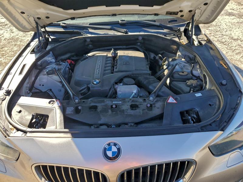 Photo 11 from auction – 2011 BMW 535 GT with VIN WBASN2C53BC201547