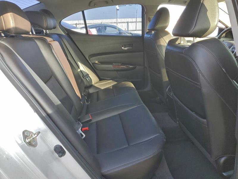 Photo 10 from auction – 2016 ACURA TLX with VIN 19UUB2F39GA006457