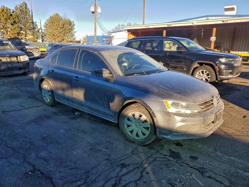 Photo 4 from auction – 2015 VOLKSWAGEN JETTA BASE with VIN 3VW2K7AJ4FM250010