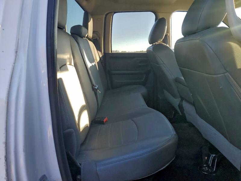 Photo 10 from auction – 2018 RAM 1500 ST with VIN 1C6RR6FG7JS336553