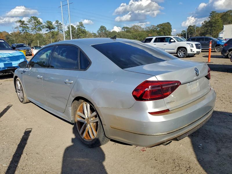 Photo 2 from auction – 2018 VOLKSWAGEN PASSAT with VIN 1VWAA7A37JC020679