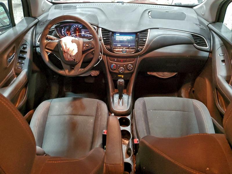 Photo 8 from auction – 2019 CHEVROLET TRAX LS with VIN 3GNCJKSB7KL354020