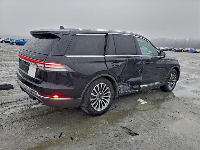 Photo 3 from auction – 2022 LINCOLN AVIATOR RE with VIN 5LM5J7WC4NGL03724