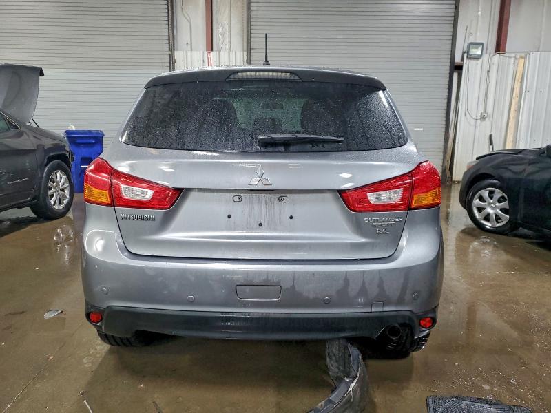 صورة رقم 6 من المزاد - 2015 MITSUBISHI OUTLANDER مع VIN 4A4AP3AW3FE026505