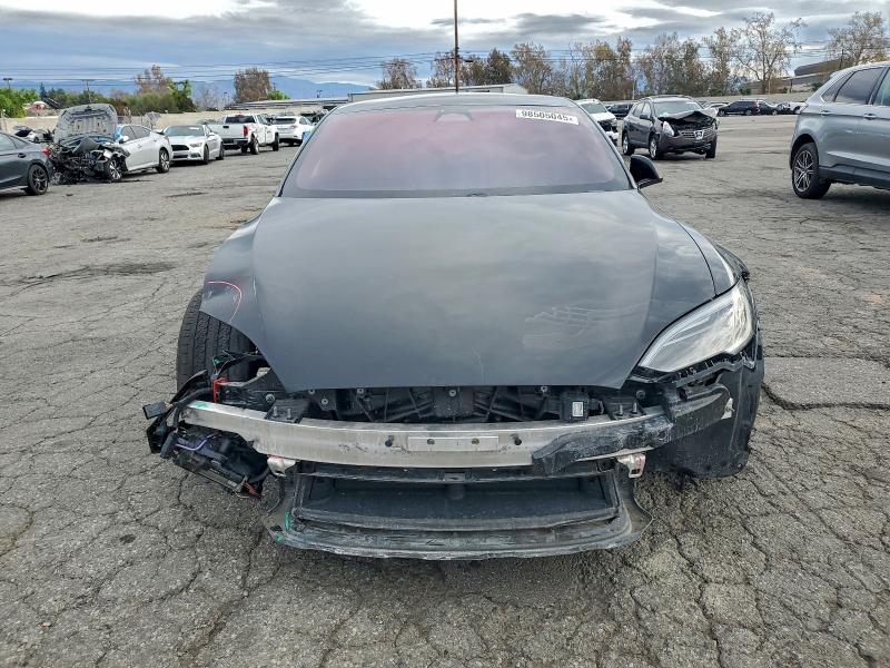 Photo 5 from auction – 2022 TESLA MODEL S with VIN 5YJSA1E52NF491731