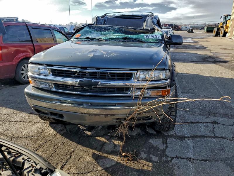 Photo 5 from auction – 2002 CHEVROLET SUBURBAN K with VIN 1GNFK16Z22J127045