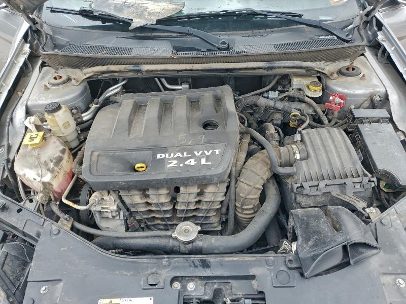 Photo 11 from auction – 2014 CHRYSLER 200 with VIN 1C3CCBAB7EN212781