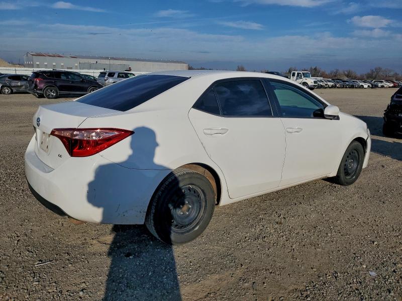 Photo 3 from auction – 2017 TOYOTA COROLLA L with VIN 5YFBURHE0HP645556