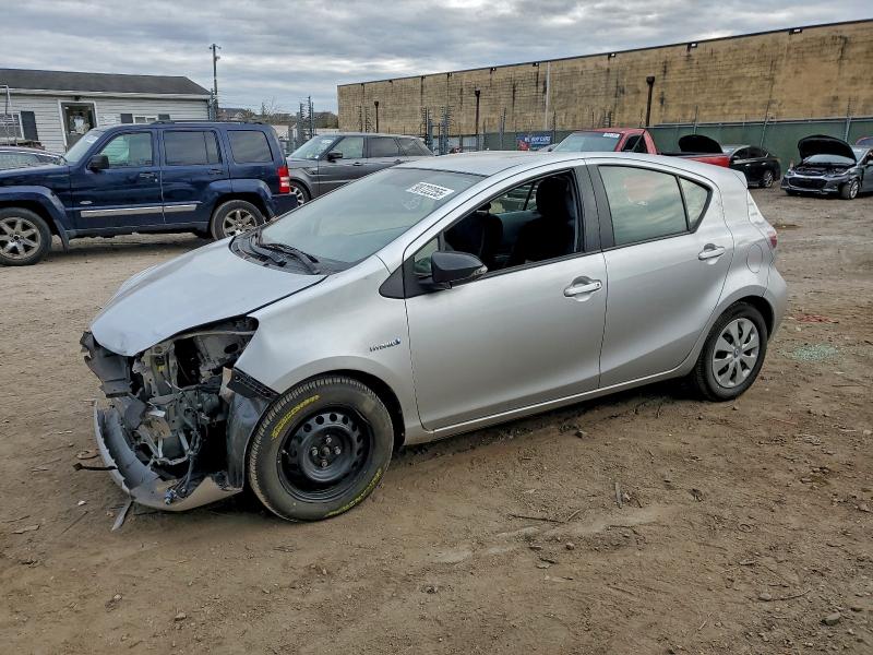 Photo 1 from auction – 2013 TOYOTA PRIUS C with VIN JTDKDTB33D1044631
