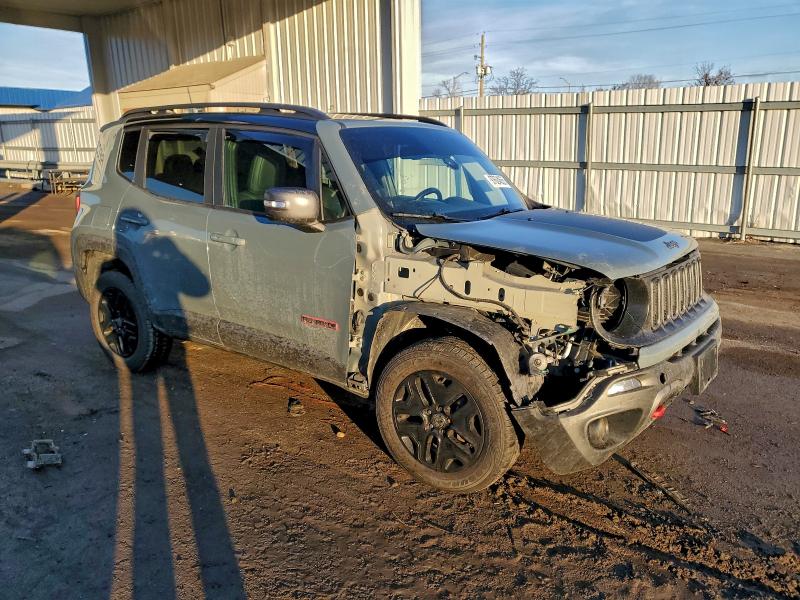 Photo 4 from auction – 2018 JEEP RENEGADE T with VIN ZACCJBCB7JPH45679